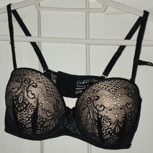 Tahari Black/Nude Lace Pushup Bra 38C